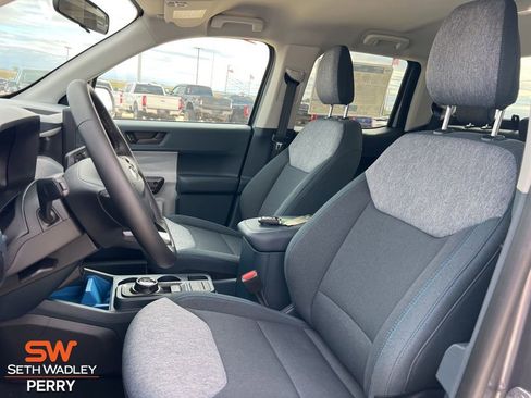 New 2025 Ford Maverick XLT w/ XLT Luxury Package image 18