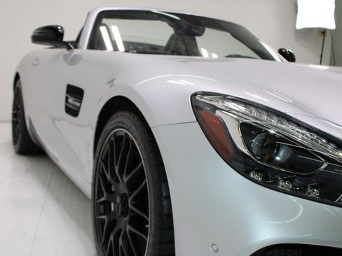 Used 2019 Mercedes-Benz AMG GT Roadster image 10