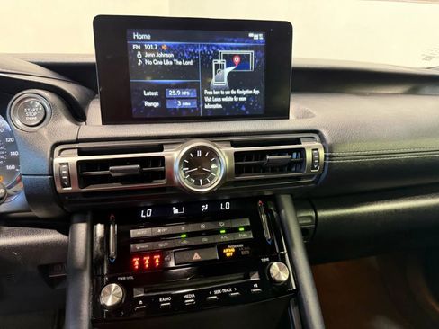 Used 2021 Lexus IS 300 image 20