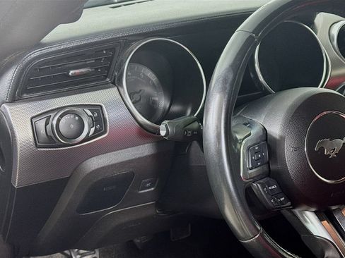 Used 2021 Ford Mustang GT w/ Black Accent Package RWD image 11
