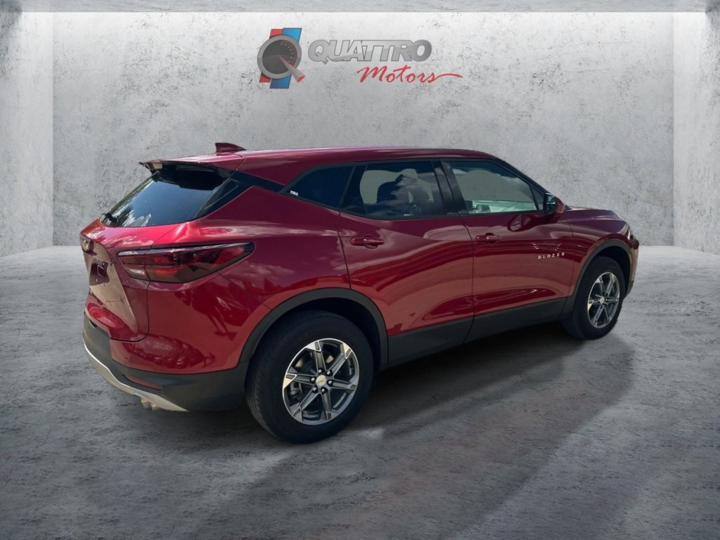 Used 2025 Chevrolet Blazer LT AWD/4WD image 6
