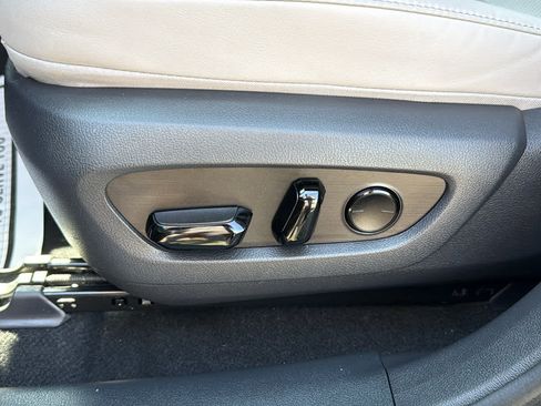 Used 2023 Lexus RX 350 Premium w/ Accessory Package AWD/4WD image 13