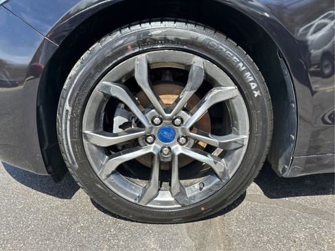 Used 2020 Ford Fusion Titanium FWD image 25