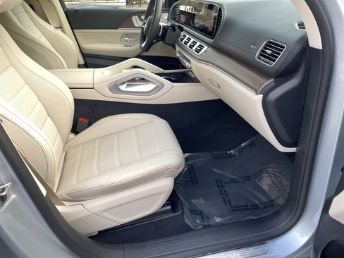 New 2026 Mercedes-Benz GLS 450 4MATIC image 47