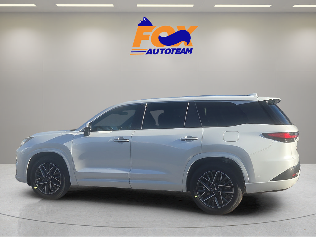 Used 2026 Lexus TX 350 AWD w/ Technology Package image 2