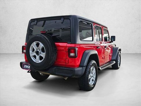 Used 2019 Jeep Wrangler Unlimited Sport S AWD/4WD image 5