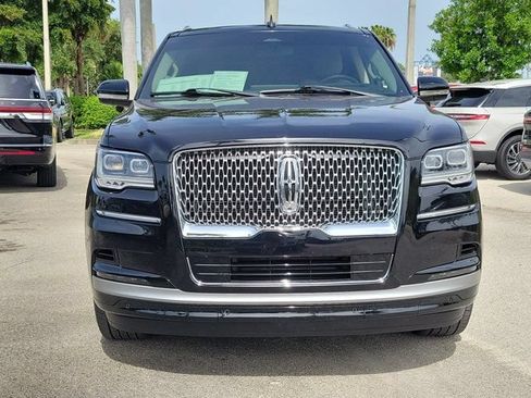 Certified 2024 Lincoln Navigator Reserve AWD/4WD image 2