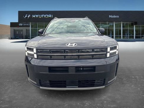 Used 2025 Hyundai Santa Fe Limited image 2