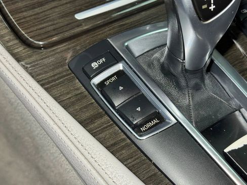 Used 2011 BMW 535i Sedan image 43