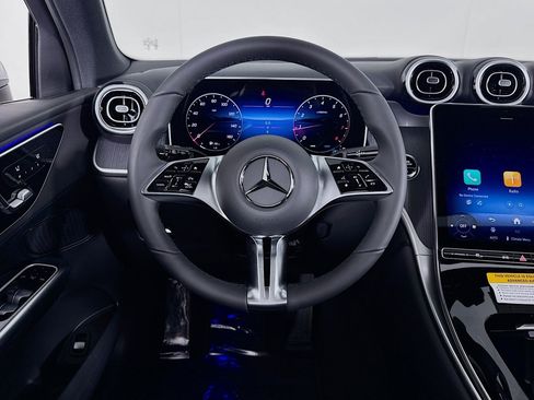 New 2026 Mercedes-Benz GLC 300 image 4