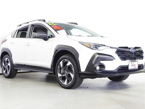 Certified 2025 Subaru Crosstrek 2.5i Limited w/ Crosstrek Mirror Package image 4