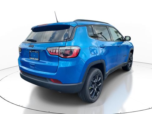 New 2026 Jeep Compass Latitude AWD/4WD image 6