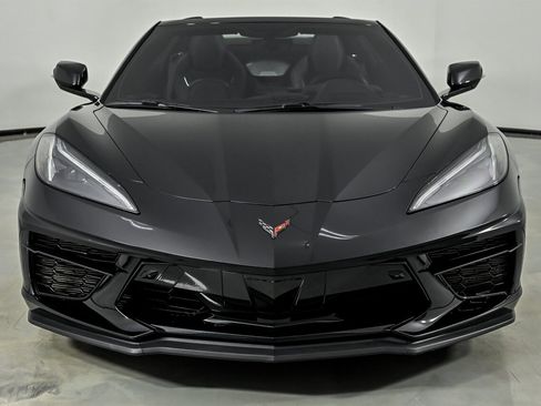 Used 2022 Chevrolet Corvette Stingray Premium Conv w/ Z51 Performance Package RWD image 4