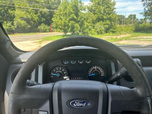 Used 2013 Ford F150 XL w/ Mid Equipment Group RWD image 10