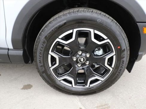 New 2026 Ford Bronco Sport Outer Banks w/ Outer Banks Tech Package+ AWD/4WD image 7
