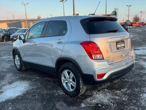 Used 2021 Chevrolet Trax LS w/ Tint and Cruise Package image 4