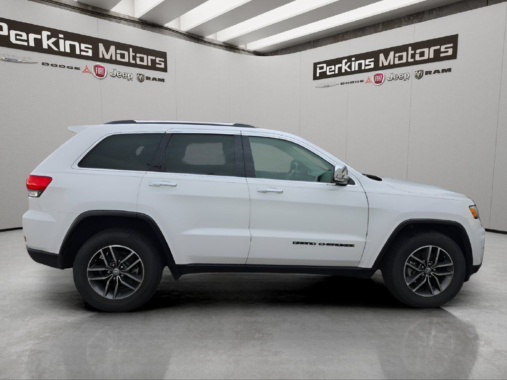 Used 2018 Jeep Grand Cherokee Limited w/ Trailer Tow Group IV AWD/4WD image 8
