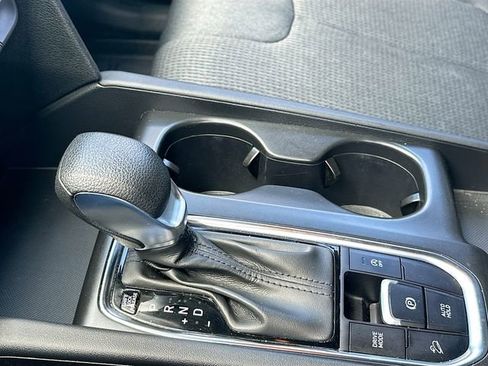 Used 2020 Hyundai Santa Fe SEL AWD/4WD image 17