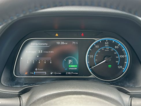 Used 2023 Nissan Leaf SV Plus FWD image 18