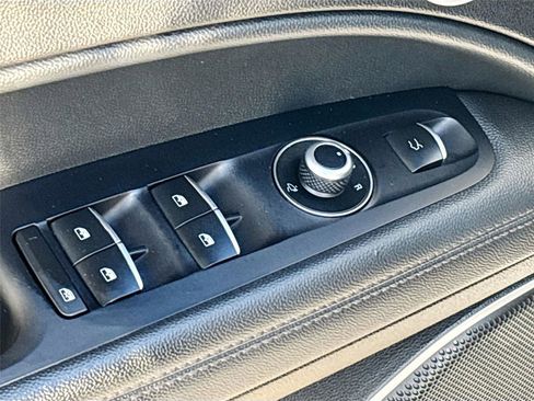 Used 2018 Alfa Romeo Stelvio Ti Sport image 19