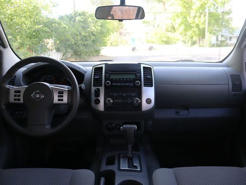 Used 2016 Nissan Frontier S AWD/4WD image 16