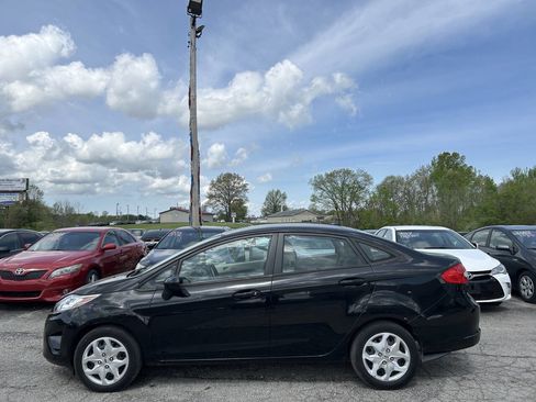 Used 2012 Ford Fiesta S image 3