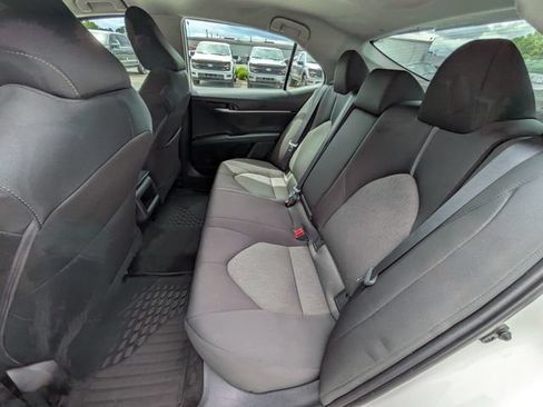Used 2021 Toyota Camry LE FWD image 16