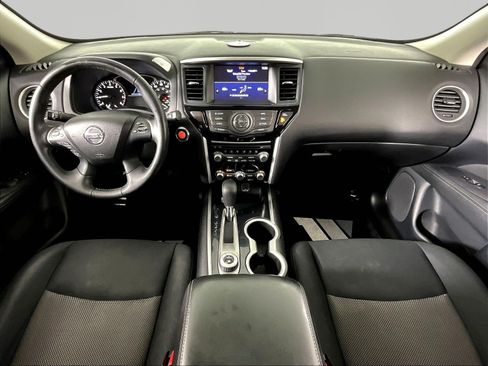 Used 2018 Nissan Pathfinder SV AWD/4WD image 7