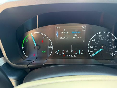 Used 2023 Ford Maverick XLT FWD image 12