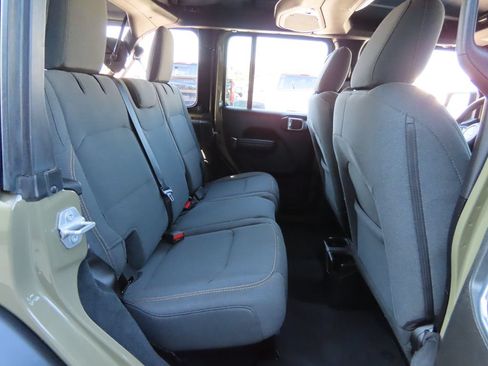 Used 2026 Jeep Wrangler Unlimited Sport AWD/4WD image 33