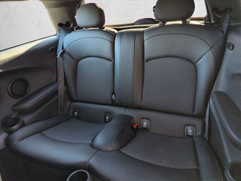 Used 2020 MINI Cooper S image 19