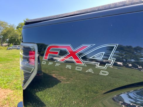 Used 2014 Ford F150 FX4 w/ Equipment Group 401A Mid AWD/4WD image 6