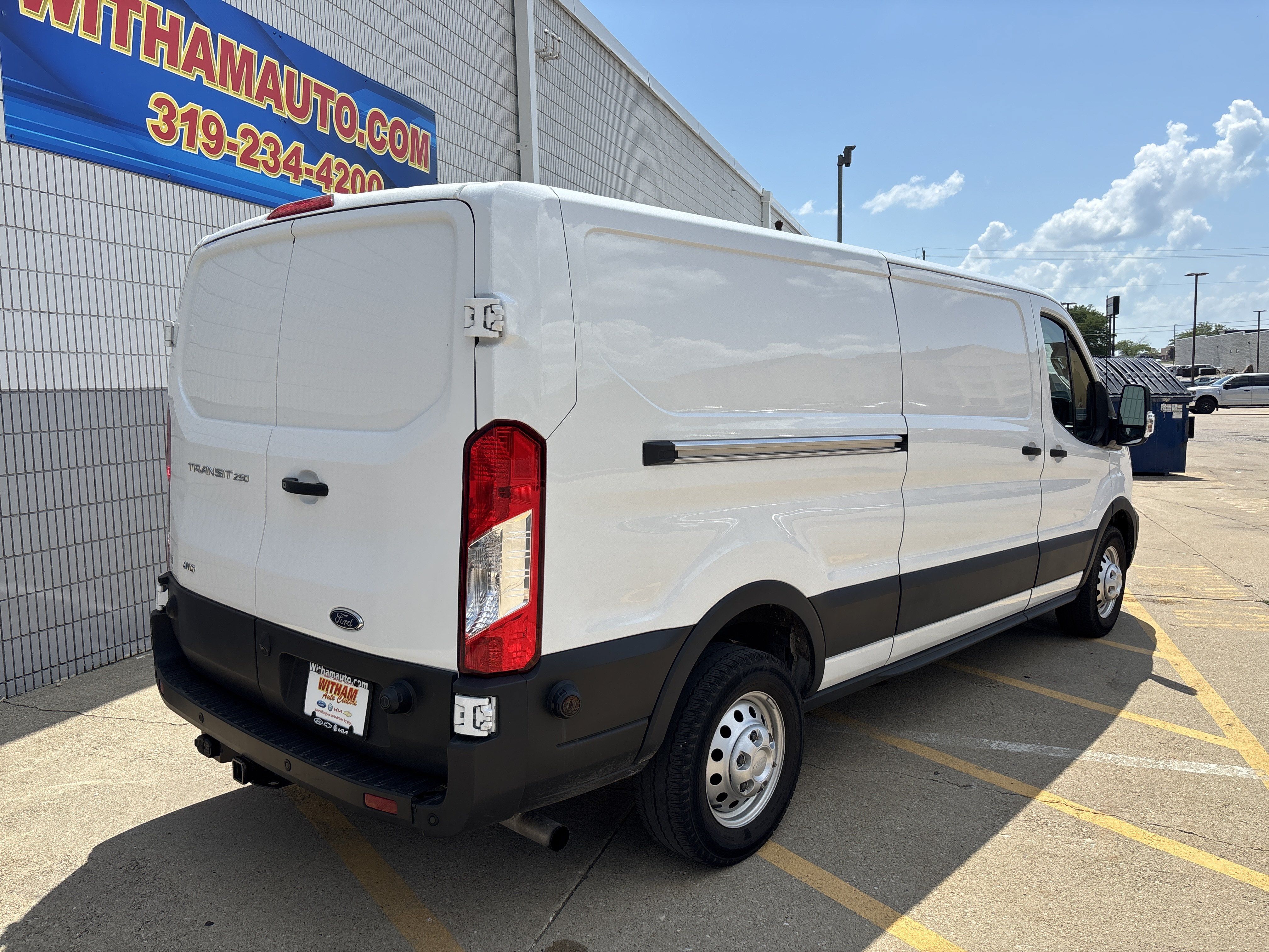 Used 2024 Ford Transit 250 Low Roof AWD image 3