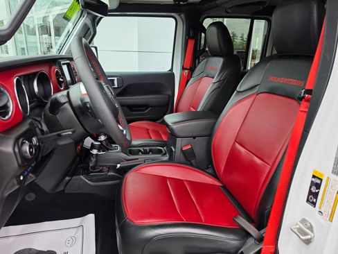 Used 2023 Jeep Wrangler Unlimited Rubicon 4xe image 13