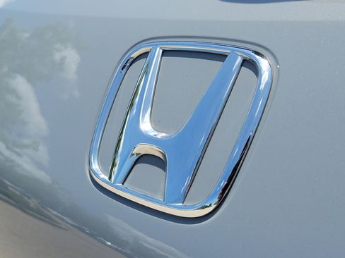 Used 2025 Honda HR-V Sport image 8