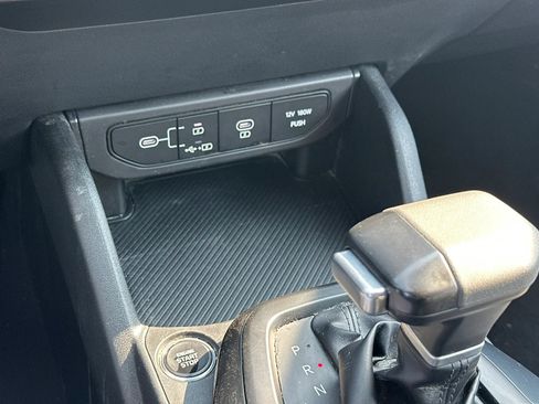 Used 2025 Kia K4 FWD image 38