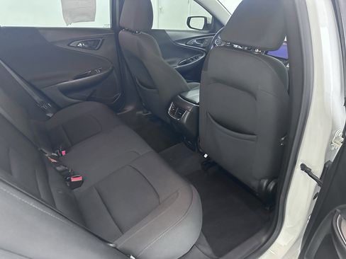 Used 2016 Chevrolet Malibu LT image 28