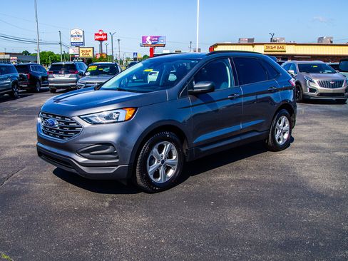 Used 2022 Ford Edge SE AWD/4WD image 3