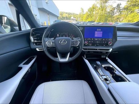Used 2024 Lexus RX 350 Premium w/ Accessory Package (Z1) AWD/4WD image 8