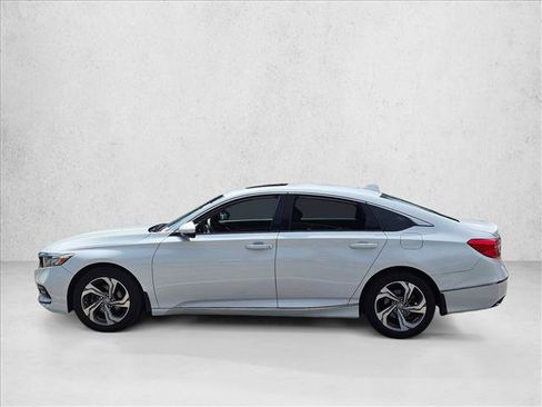 Used 2019 Honda Accord EX image 4