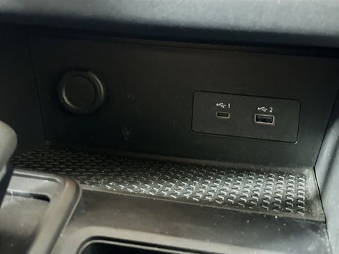 Used 2024 Nissan Pathfinder S AWD/4WD image 25