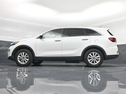 Used 2020 Kia Sorento FWD V6 image 15