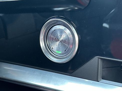 Used 2024 Chevrolet Corvette Stingray Preferred Cpe w/ Z51 Performance Package image 17