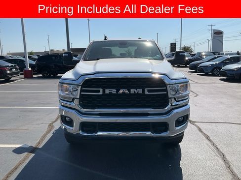 Used 2024 RAM 3500 Big Horn AWD/4WD image 23