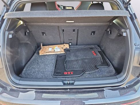 Certified 2022 Volkswagen GTI SE image 34