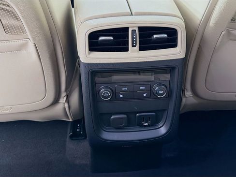 Used 2017 Buick Envision Premium w/ Driver Confidence Package AWD/4WD image 27