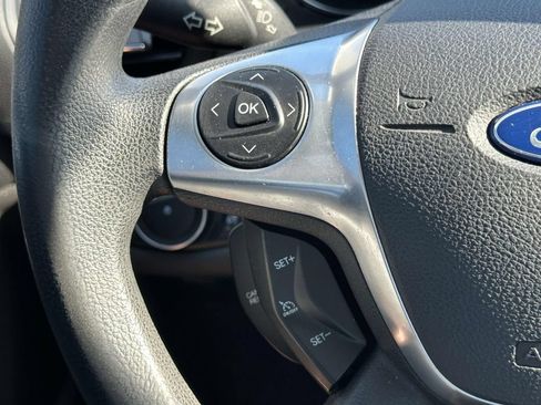 Used 2016 Ford Escape SE w/ Equipment Group 201A FWD image 24
