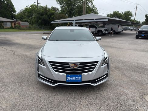 Used 2017 Cadillac CT6 2.0T RWD image 2