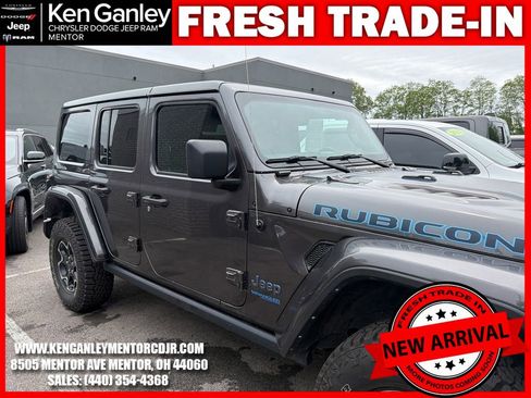 Used 2022 Jeep Wrangler Unlimited Rubicon 4xe w/ Cold Weather Group AWD/4WD image 12