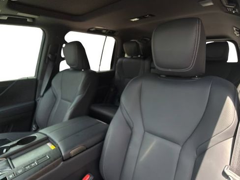 Used 2023 Lexus LX 600 4WD w/ Interior Upgrade Package image 12